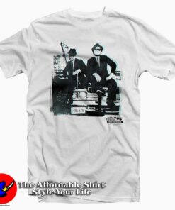 3D Bluesmobile Pose T-Shirt