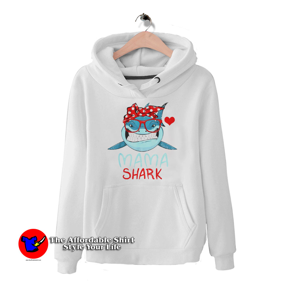 Mama Sharks Glasses 510x510 image Mama Sharks Glasses 510x510 Mama Sharks Glasses Unisex Hoodie