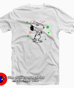 Snoopy nurse fight Coronavirus Funny T-Shirt