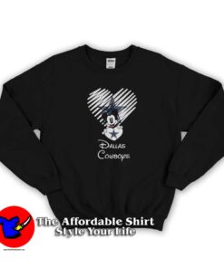 Mickey Mouse Hug Heart Dallas Cowboys Sweatshirt