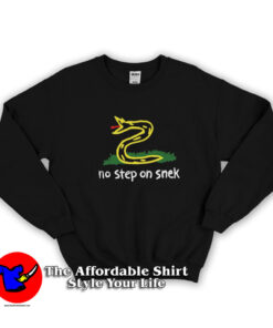 Awesome No Step On Snek Graphic Unisex Sweatshirt