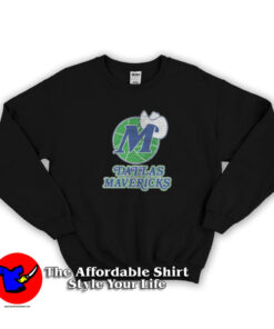 Vintage Dallas Mavericks NBA Basketball Sweatshirt