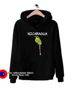 Nicaraguan Bird Guardabarranco Unisex Hoodie