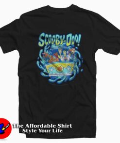 Scooby Doo Mystery Machine Portal Group Shot T-shirt