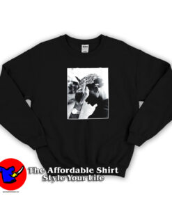 Vintage Middle Finger Tupac Shakur Rap Hip Hop Sweatshirt