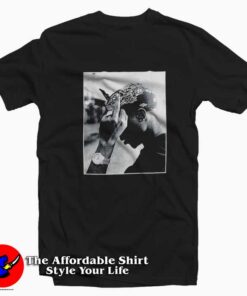 Vintage Middle Finger Tupac Shakur Rap Hip Hop T-shirt