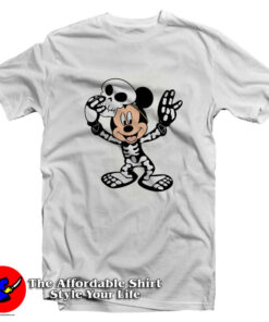Cute Mickey Mouse With Halloween Mask T-Shirt