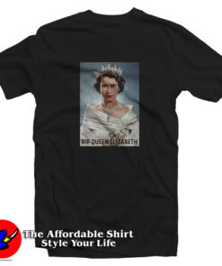 Young Queen Elizabeth Potrait Unisex T-Shirt