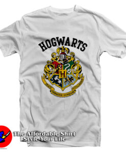 Harry Potter Hogwarts Crest Logo Graphic T-Shirt