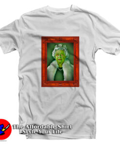 Queen Of Reptiles Elizabeth Mashup Graphic T-Shirt