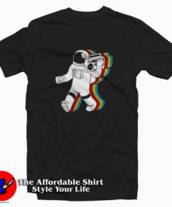 Reality Glitch Funky spaceman Graphic T-Shirt
