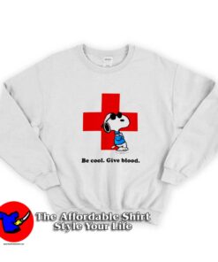 Snoopy Donate blood to American Red Cross Sweatshirt