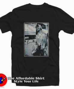 Kurt Cobain Standing Bus Photo Nirvana T-Shirt