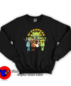 Vintage The Beatles Sgt Peppers Graphic Sweatshirt
